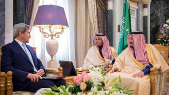 US Secretary of State John Kerry meets Saudi King Salman