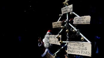 Argentines protesters demand law to fight growing poverty