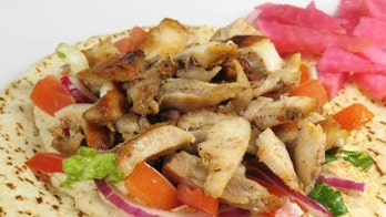 Iconic street foods every world traveler must try