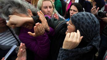 Despite Israeli PM's plea, liberal Jews protest at holy site