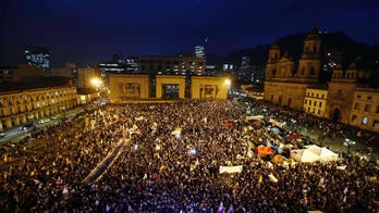 Colombians take to streets again to support peace deal