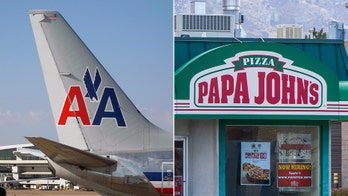American Airlines pilot buys Papa John's Pizza for 159 passengers after flight is diverted