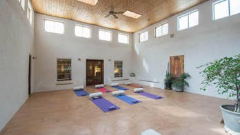 Mind-Body Balance for the New Year: 6 Homes With Yoga Studios