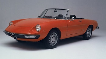 Alfa Romeo teams up with Mazda for new convertible sports car