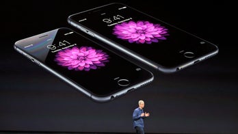 Could Apple’s New iPhone 6 Help Solve The Company's Latino Problem?