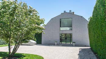 4 Must-Know Facts About This Glamorous Hamptons Barn