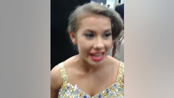 'Dancing With The Stars' frontrunner Bindi Irwin reveals her battered feet