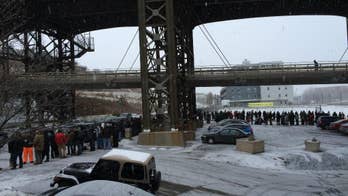 Black Friday Beer: Hundreds line up in cold, snowy weather for chance to buy Milwaukee beer