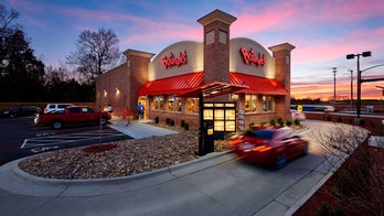 North Carolina Bojangles' ceiling collapses in dining room, Twitter video shows