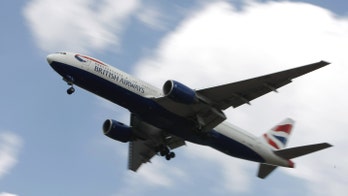 US to require negative COVID-19 test from UK travelers