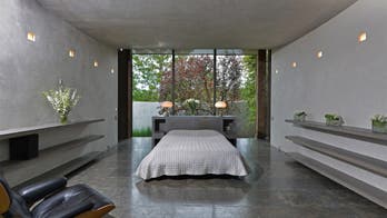 'Brushstroke' Home in La Jolla, a Work of Genius, Is Put Up for Sale