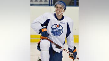 Oilers sign No. 1 pick Connor McDavid to 3-year, entry-level deal worth $11.3M with bonuses