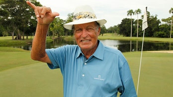 Hispanic Heritage Month Profile: Chi Chi Rodriguez, Golf's First Latino Hall Of Famer