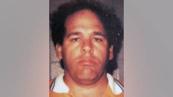 Chicago mobster, priest, Stradivarius violin to feature at chaplain's federal trial