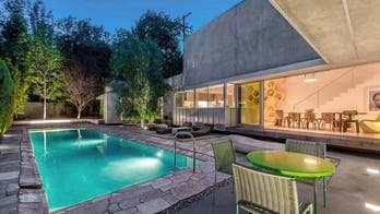 Architect Clive Wilkinson Selling West Hollywood Retreat