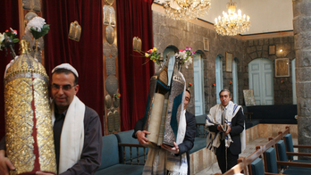 Jewish artifacts disappear from Damascus in fog of Syria war