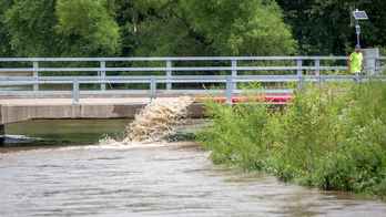 Powerful storms cause damage, flooding in Midwest