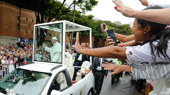 Pope honors 'slave of the slaves' in Colombia's slave port