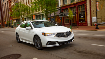 Discounts deepen as sedans fall out of favor