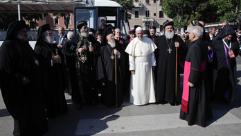 Pope and Orthodox patriarchs pray for Mideast Christians