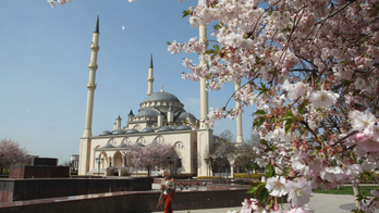 Muslim Arabs find warm welcome in Russia's remote Grozny
