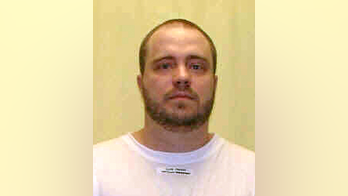 The Latest: Killer sings hymn before death by execution