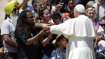 Pope backs US bishops who called border separations immoral
