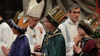 Pope on 2018: forget life's useless baggage, empty chatter