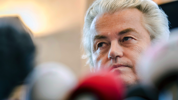Dutch premier distances govt from anti-Islam cartoon contest