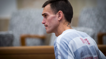 Homeless man posed with dead wife for photo with kids, then dismembered body, records show