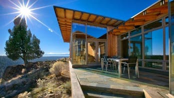 Glass-Enclosed Famous Tree Is a Modern Masterpiece in Central Oregon