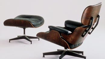 Casa Latina: To Reproduce, or Not to Reproduce - a Chair