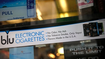 Heart group says e-cigarettes might help smokers quit