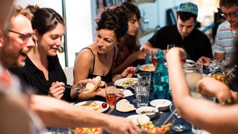 Meal sharing platforms make eating with strangers easier than ever