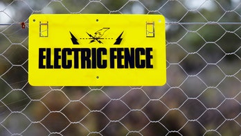 Virginia man erects electrified fence near school bus stop to keep kids off property