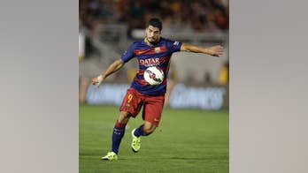 Suarez, Sergi Roberto score as Barcelona beats LA Galaxy 2-1 before record Rose Bowl crowd