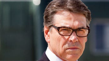 Perry raises stakes in border showdown