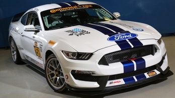 New Ford Mustang Shelby GT350R-C ready to race