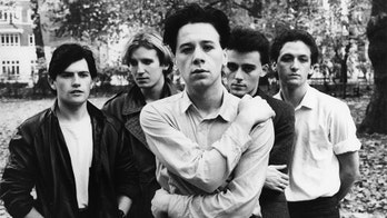 'Don't You (Forget About Me)' singer Jim Kerr recalls overnight fame from 'The Breakfast Club'