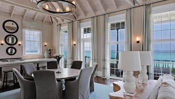 Hall of Famer Tom Glavine Selling Florida Beach Home