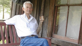 Loretta Lynn, Crystal Gayle's brother Herman Webb dead at 83