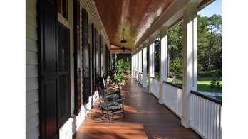Wraparound porches have curb appeal covered