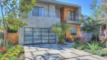 Former Apple Music Exec Ian Rogers Selling Los Angeles Home