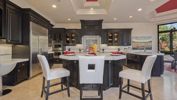 Hello New York, Bye Bye Old Home: Mets' James Loney Selling San Diego Mansion