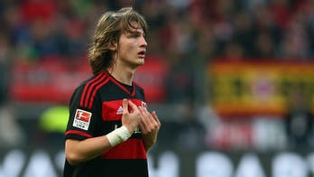 Boneheaded Bayer Leverkusen defender sent off for 2nd time in 4 days