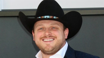 Country star Josh Abbott marries fiancée Taylor Parnell
