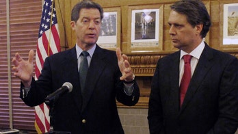 Federal grand jury investigating loans to Kansas Gov. Brownback's re-election campaign