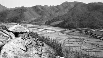 Rare and classic photos from the Korean War