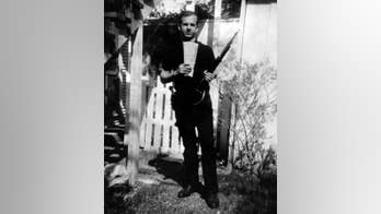 Dartmouth study concludes that famous Lee Harvey Oswald photo is no hoax
