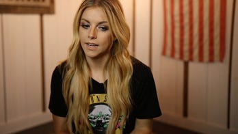 Lindsay Ell recalls when she was 'in a pretty dark place'